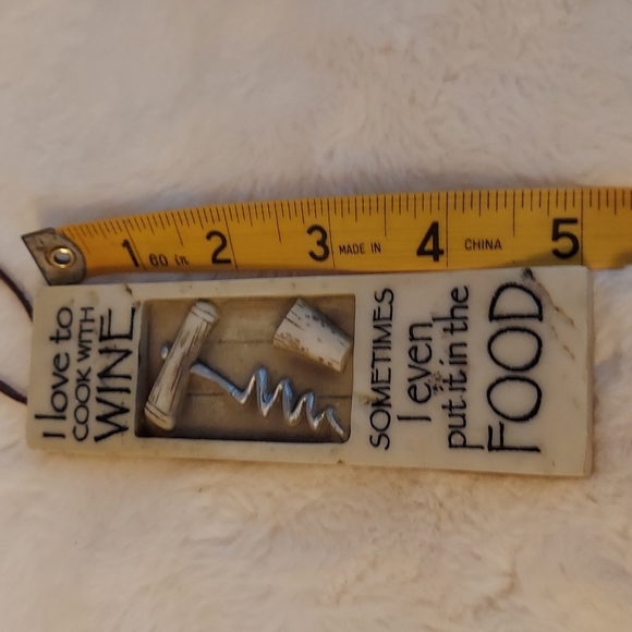 Small Stone Wine Plaque - Picture 6 of 9